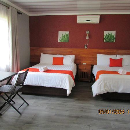 Aloes Lodge Leribe エクステリア 写真