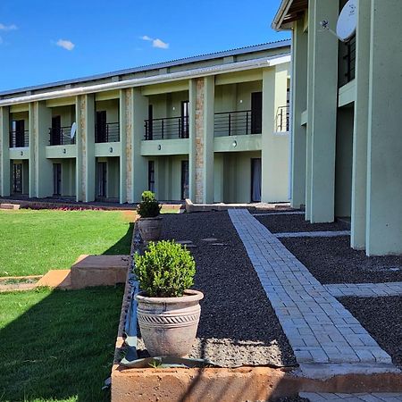 Aloes Lodge Leribe エクステリア 写真