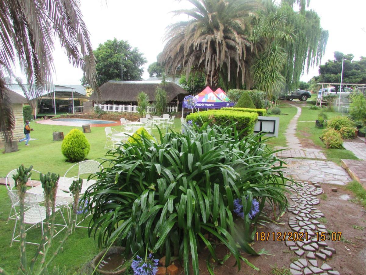 Aloes Lodge Leribe エクステリア 写真