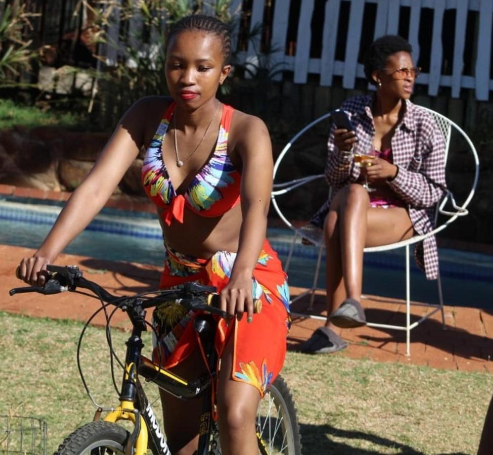 Aloes Lodge Leribe エクステリア 写真