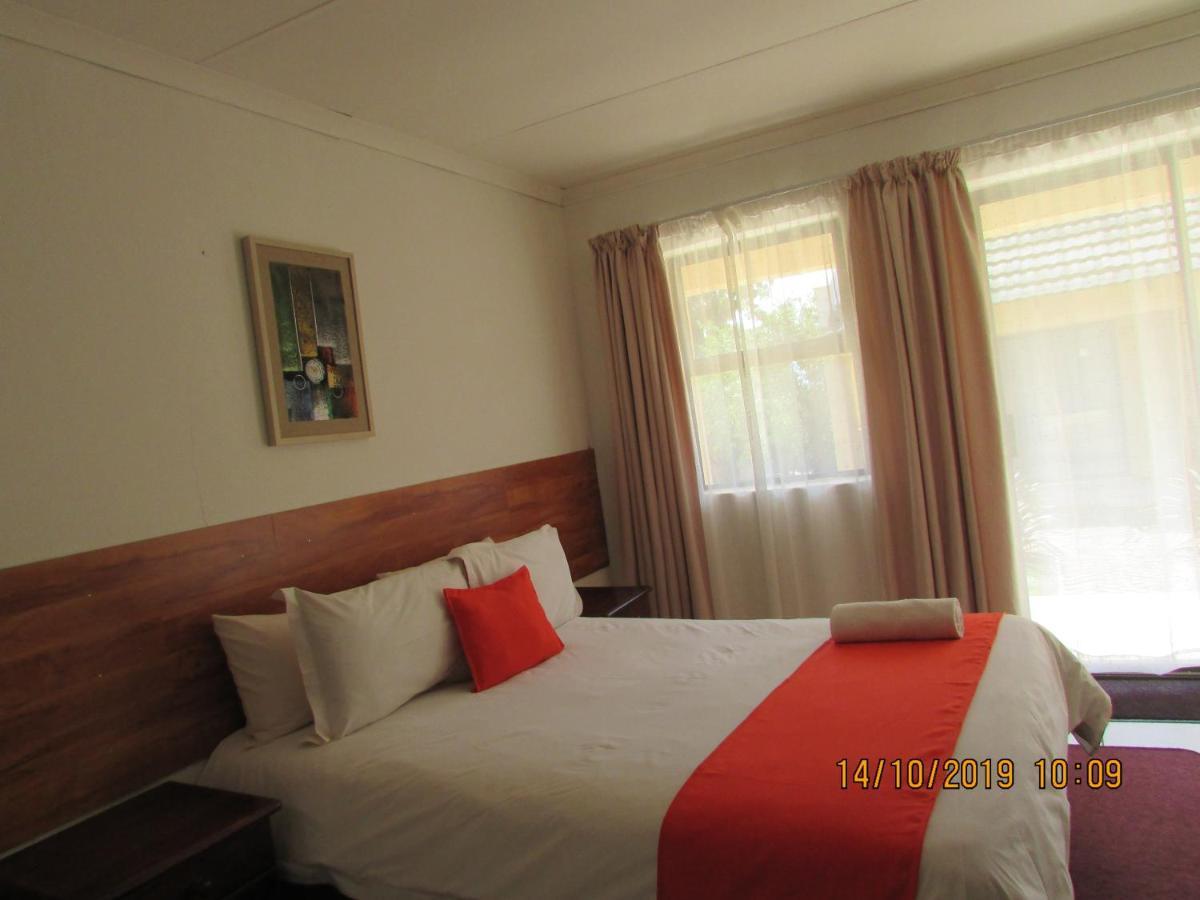 Aloes Lodge Leribe エクステリア 写真