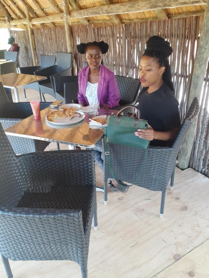 Aloes Lodge Leribe エクステリア 写真